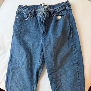 Abercrombie & Fitch Baggy Low Rise Jeans